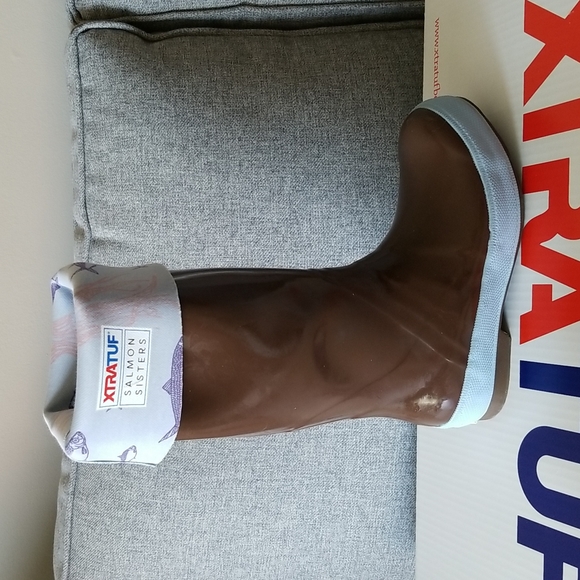 Xtratuf Salmon Sisters Legacy Boot - Picture 10 of 12